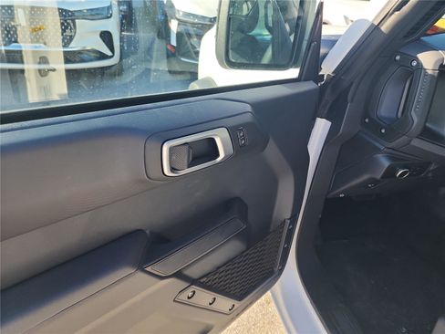 New 2025 Ford Bronco image 11