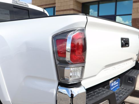 Used 2023 Toyota Tacoma SR5 image 18