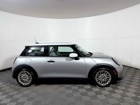Used 2025 MINI Cooper S FWD image 7