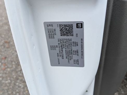 Used 2023 GMC Savana 3500 LS w/ Chrome Appearance Package image 19