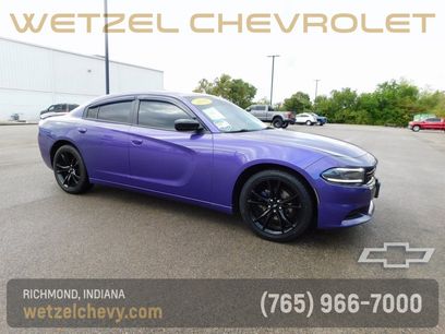 Used 2018 Dodge Charger SXT w/ Blacktop Package