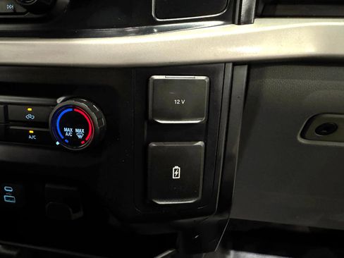 Used 2022 Ford F150 XL w/ FX4 Off-Road Package image 26