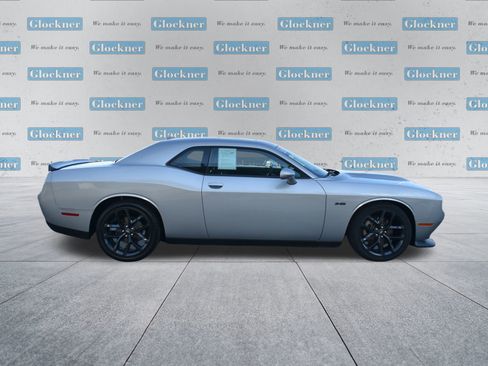 Used 2023 Dodge Challenger R/T w/ Plus Package image 4