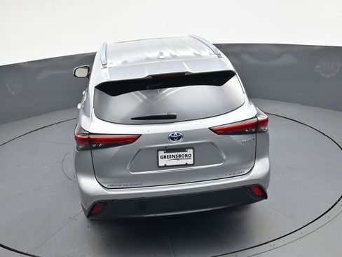 Used 2023 Toyota Highlander Limited image 28