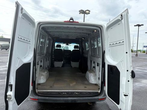 Used 2019 Mercedes-Benz Sprinter 144 w/ Driver Convenience Package image 15