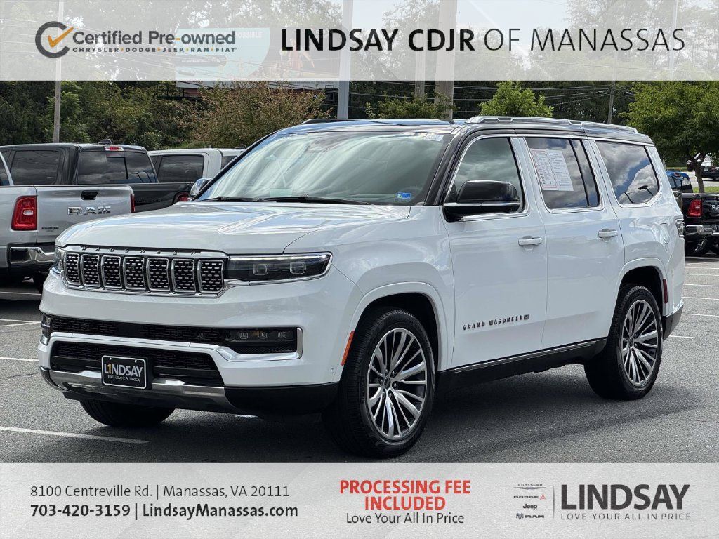 Used 2024 Jeep Grand Wagoneer Series III w/ Rear Seat Video Group 1 AWD/4WD image 5
