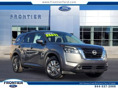 Used 2024 Nissan Pathfinder SV
