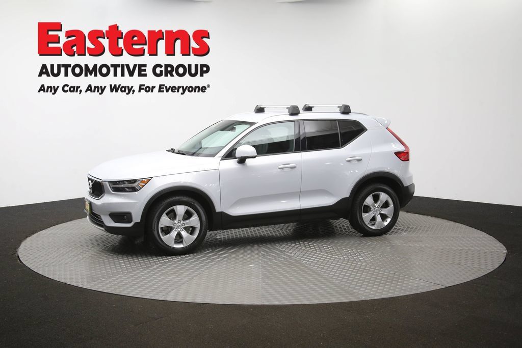 Used 2021 Volvo XC40 T4 Momentum FWD image 58