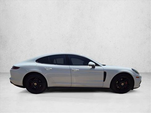 Used 2017 Porsche Panamera 4 AWD/4WD image 4