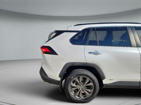 Used 2024 Toyota RAV4 Limited w/ Advanced Technology Package AWD/4WD image 30