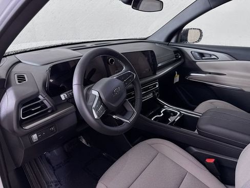 New 2026 Chevrolet Traverse LT w/ Midnight/Sport Edition FWD image 11