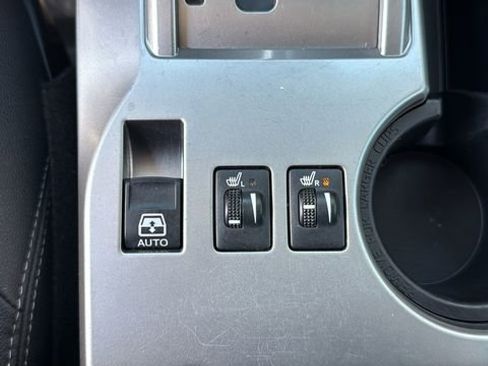 Used 2022 Toyota 4Runner SR5 Premium w/ Moonroof Package image 25