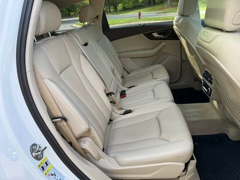 Used 2017 Audi Q7 2.0T Premium Plus image 32