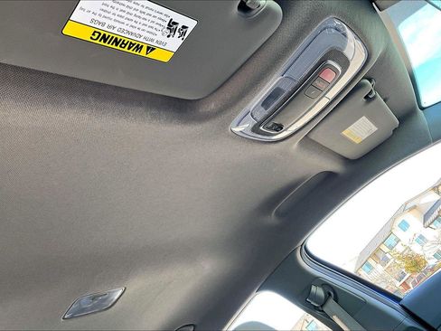 Used 2023 Hyundai Elantra Blue image 21