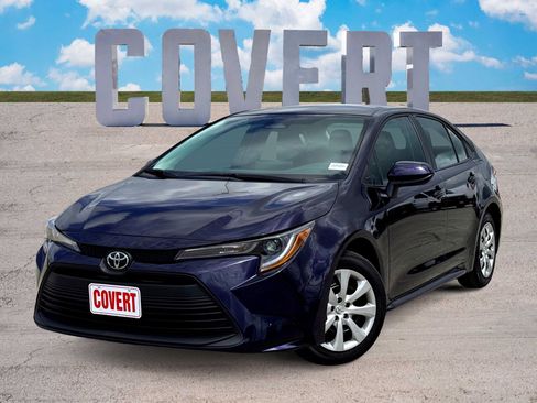 Used 2026 Toyota Corolla LE image 1
