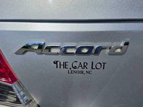 Used 2009 Honda Accord EX-L image 23
