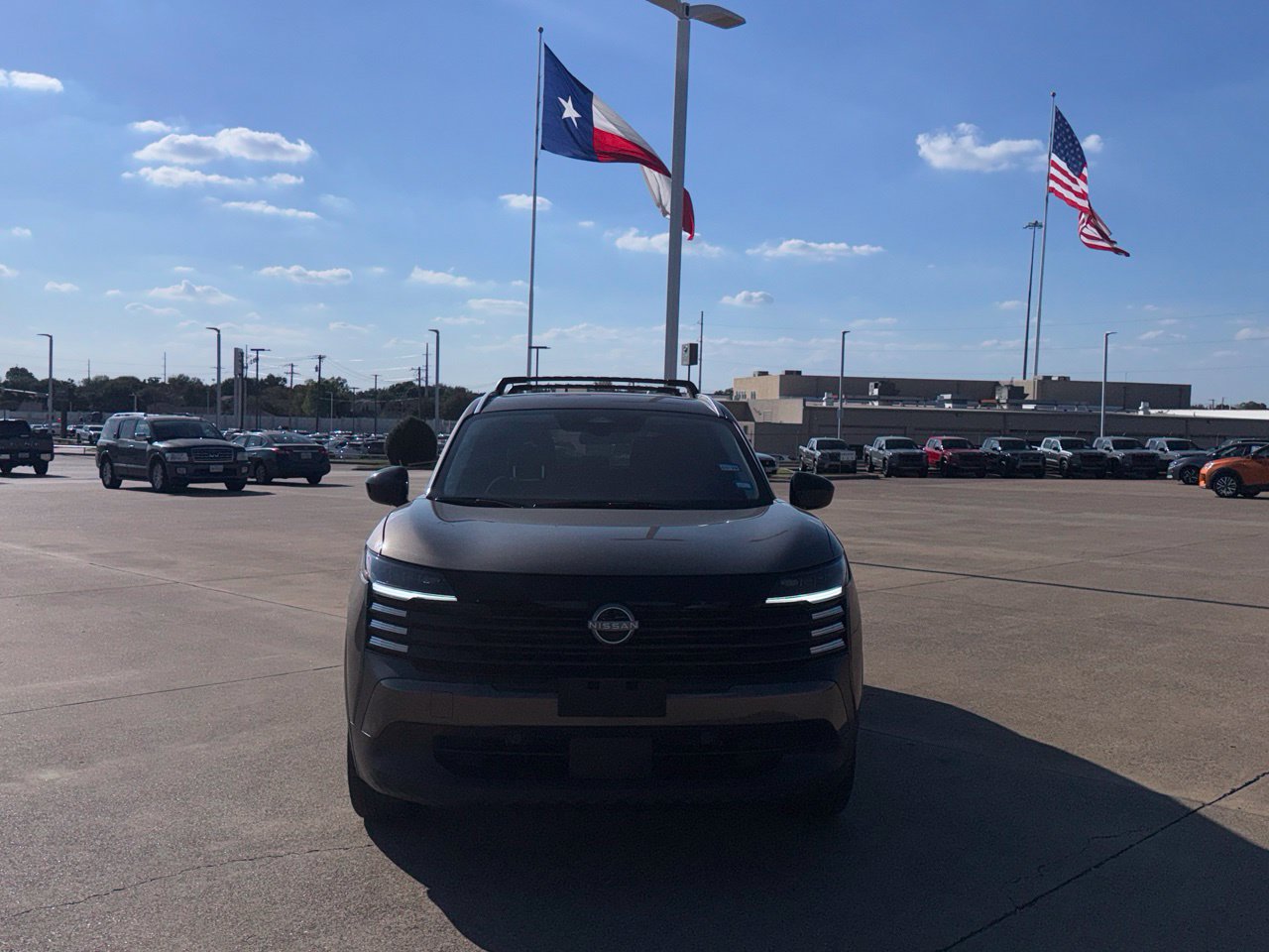 Used 2026 Nissan Kicks SV w/ Cold Weather Package FWD image 5