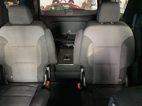 Used 2023 Chevrolet Traverse LT w/ LPO, Floor Liner Package image 13