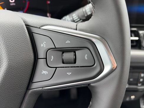 New 2026 Chevrolet TrailBlazer LT w/ Midnight Edition FWD image 12