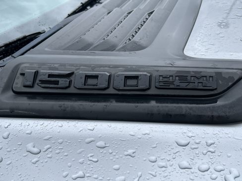 Used 2019 RAM 1500 Sport w/ Advanced Safety Group image 10