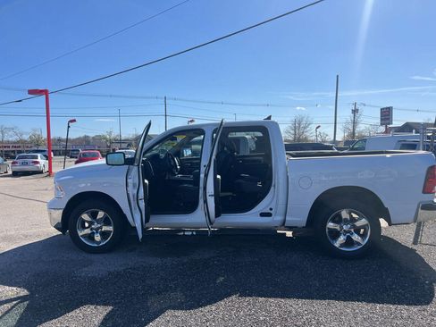 Used 2017 RAM 1500 Big Horn image 13