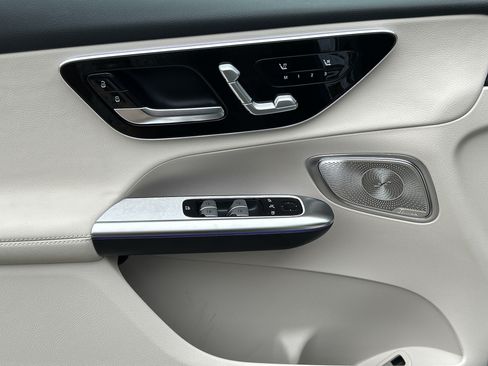 New 2026 Mercedes-Benz GLC 300 image 18