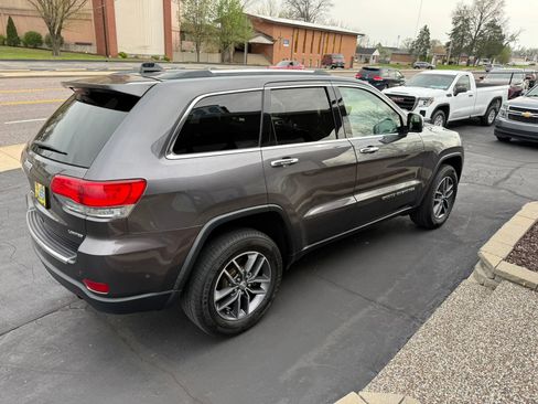 Used 2018 Jeep Grand Cherokee Limited image 6