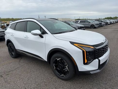 New 2026 Kia Sportage EX AWD/4WD image 1