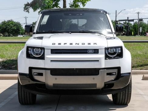 New 2026 Land Rover Defender 110 V8 AWD/4WD image 5