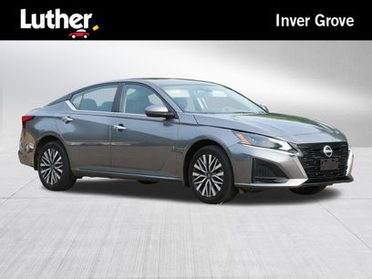 Certified 2023 Nissan Altima 2.5 SV w/ SV Premium Package