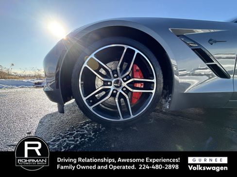 Used 2015 Chevrolet Corvette Stingray Coupe w/ Carbon Flash Badge Package image 12