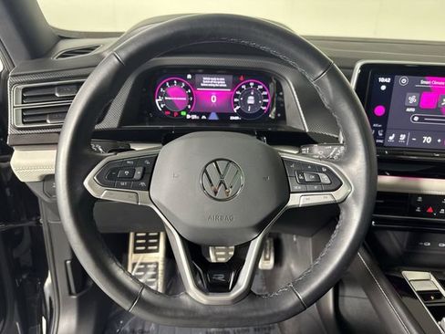 Used 2024 Volkswagen Atlas Cross Sport SEL Premium R-Line image 10