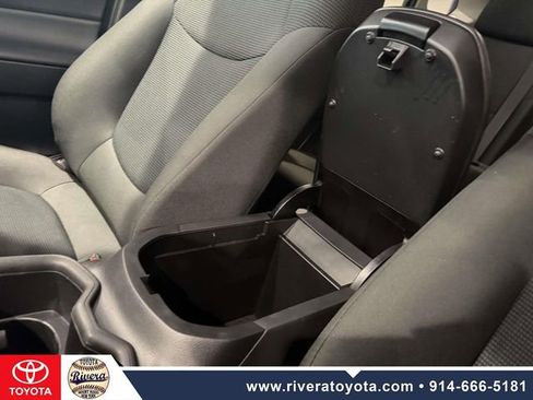 Certified 2023 Toyota RAV4 LE AWD/4WD image 26