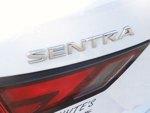Used 2025 Nissan Sentra SV FWD image 7