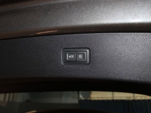 Used 2025 Audi Q7 3.0T Prestige w/ Prestige Package image 41