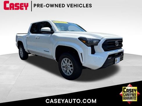 Used 2024 Toyota Tacoma SR5 AWD/4WD image 1