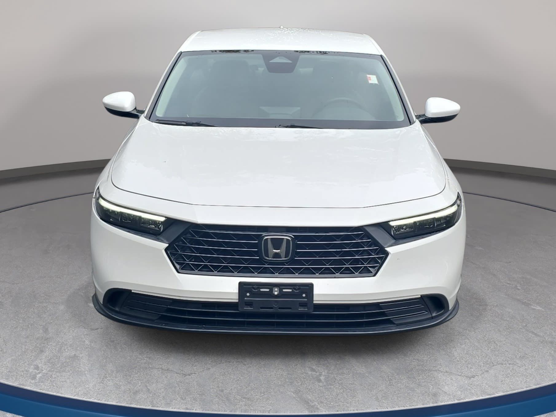 Used 2023 Honda Accord LX image 2