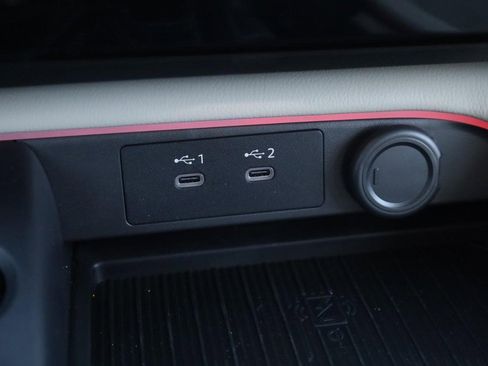 New 2026 Nissan Sentra SL w/ Floor Mat Package image 17