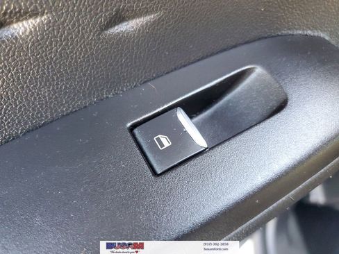 Used 2020 Ford Escape SE image 15