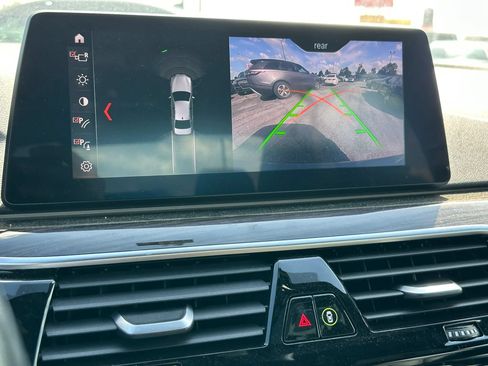 Used 2019 BMW 530i xDrive w/ Convenience Package AWD/4WD image 43