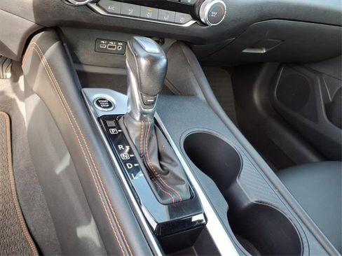 Used 2022 Nissan Altima 2.0 SR image 12