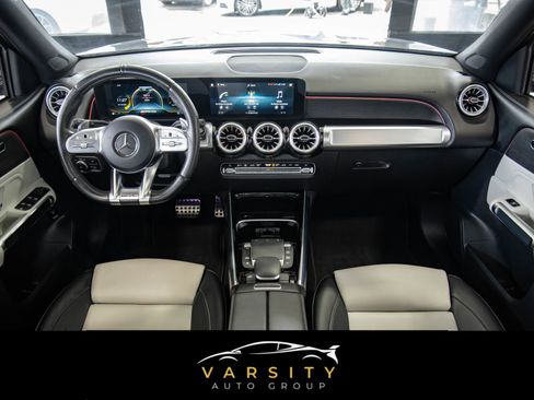 Used 2022 Mercedes-Benz GLB 35 AMG 4MATIC w/ AMG Night Package image 9
