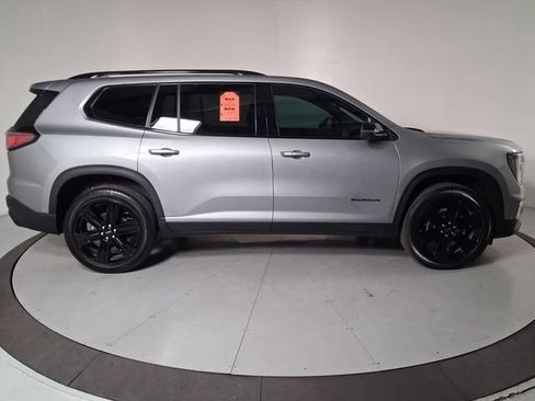 Certified 2026 GMC Acadia Elevation w/ Super Cruise Package AWD/4WD image 3