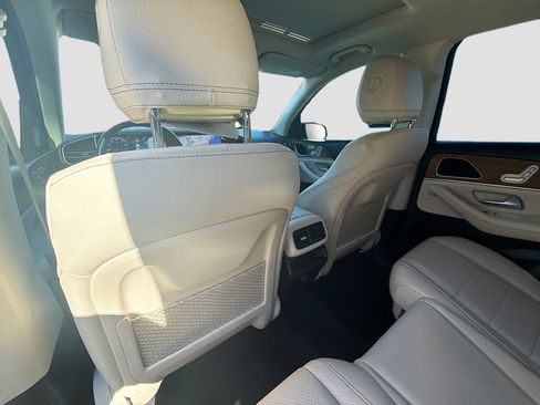 Used 2021 Mercedes-Benz GLE 350 w/ 3rd Row Seat Package image 26