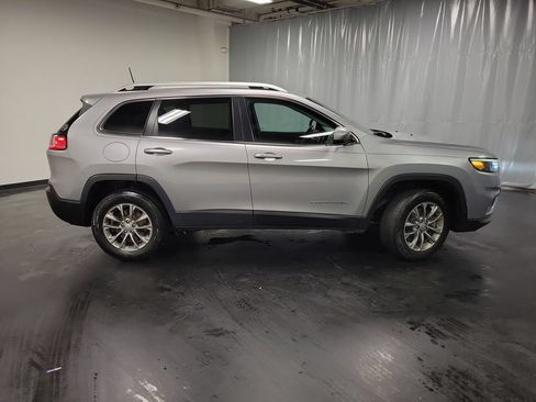 Used 2021 Jeep Cherokee Latitude Lux AWD/4WD image 9