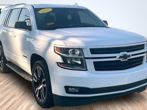 Used 2020 Chevrolet Tahoe Premier w/ Premier 6.2L Value Package RWD image 2
