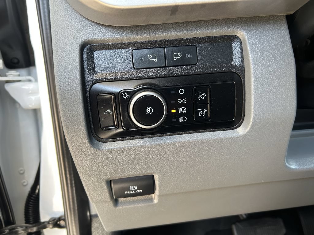 Used 2024 Ford F250 XLT w/ FX4 Off-Road Package AWD/4WD image 8