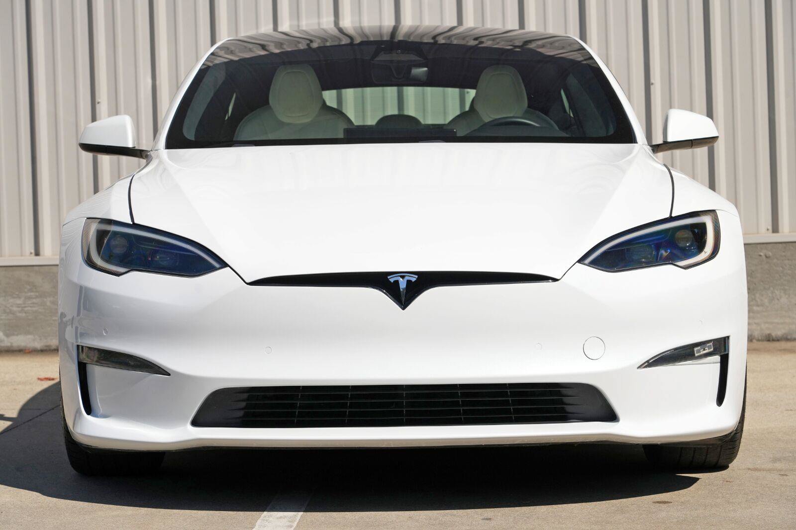 Used 2022 Tesla Model S Plaid AWD/4WD image 7