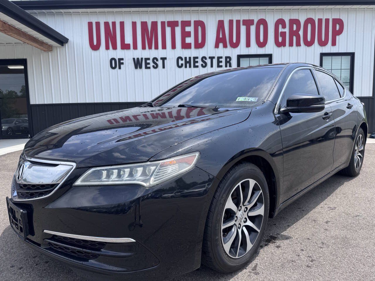 Used 2017 Acura TLX FWD image 1