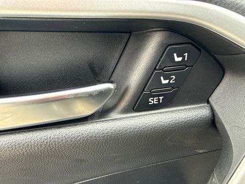 Used 2024 Toyota RAV4 Limited image 27
